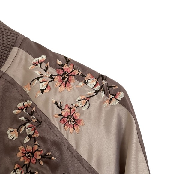 Lovers Friends The Worldwide Bomber Jacket XS Purple Embroidered Floral Stains - Picture 4 of 12